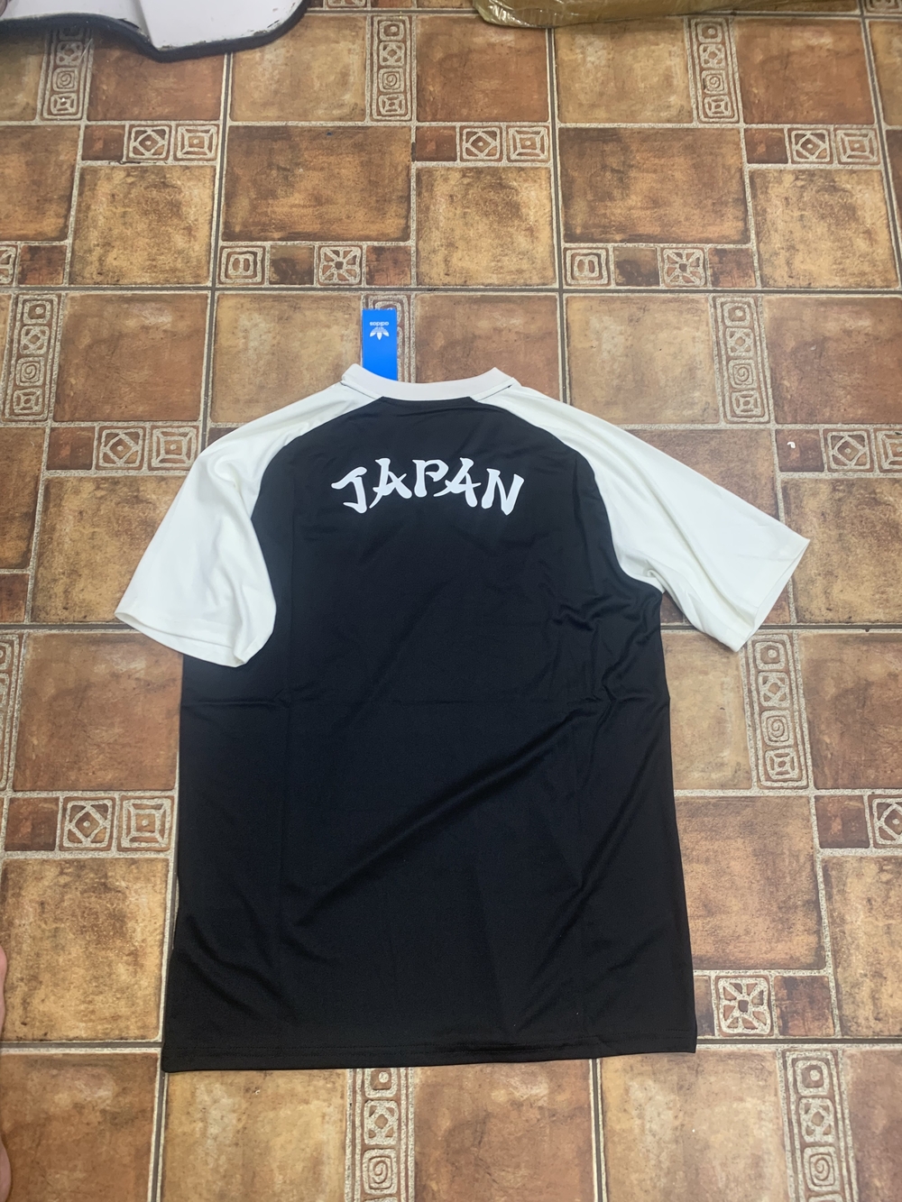 adidas Originals Japan 2026 World Cup Training Jersey Size M - Picture 2 of 6